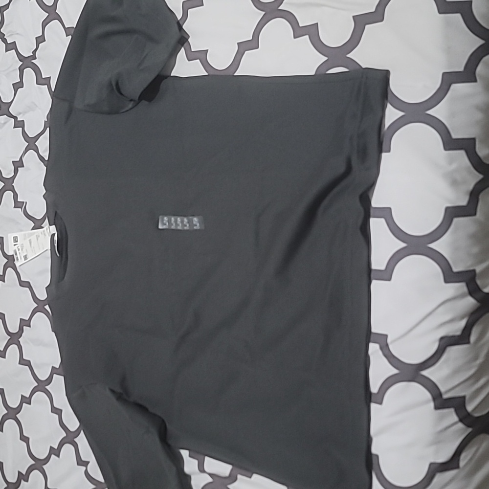 Uniqlo Gray Short Sleeve Oversizsd Tee Shirt T-Shirt